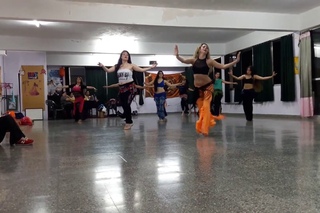 Juliana Aragon - Baladi Nostalgia junto a Iláhun (Seminario en Salta)