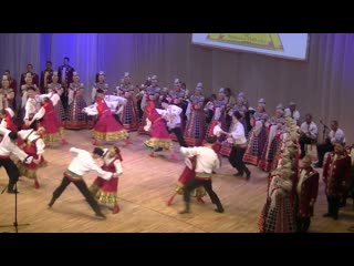 Елочки сосеночки... Веселый русский танец.