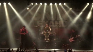 Asking Alexandria - The Violence -Danny fked the song up - Live Zeche Bochum