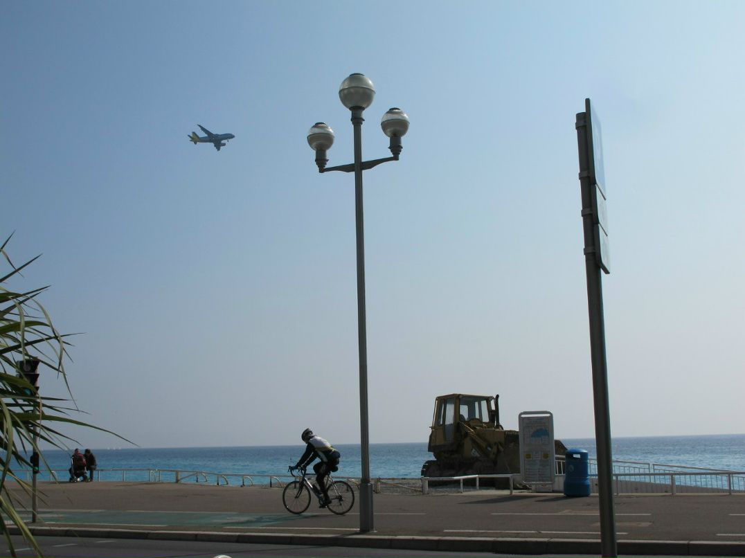 Дмитрий Егоров ягуарц огурайц | Paris