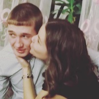 Денис Попов
