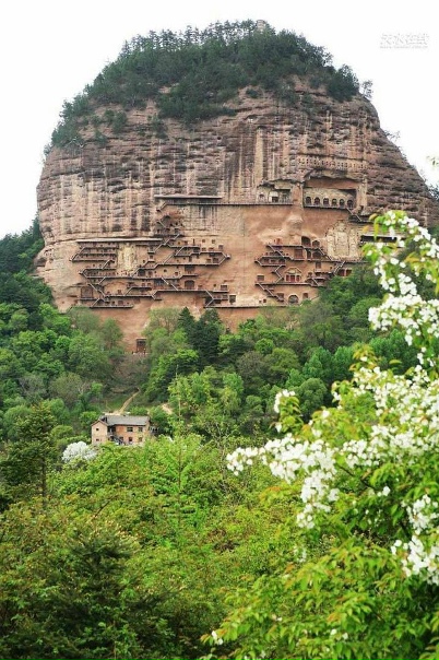 Китай 🇨🇳, МайцзишаньМайцзишань, что в переводе...