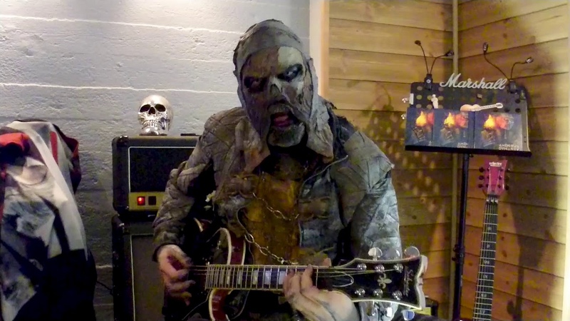 Stone and Stars, jamming over backing