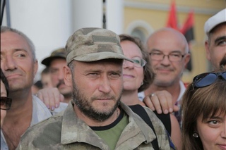 «Правий Сектор» ініціюватиме проведення референдуму щодо недовіри владі